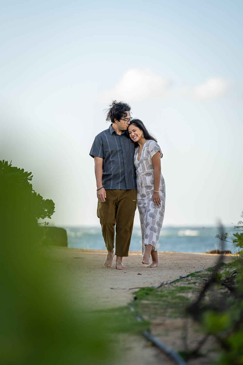 Couples early moring photo shoot on Oahu.