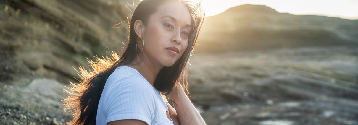 Individual photo shoot at sunrise on the east side of Honolulu.