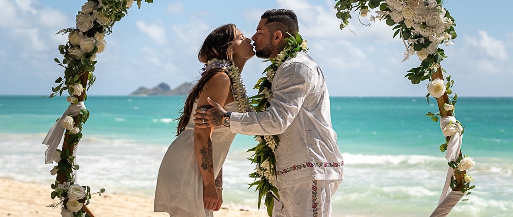 Sherwood Forest in Waimanalo, early moring elopement with Aubrey & Becca.